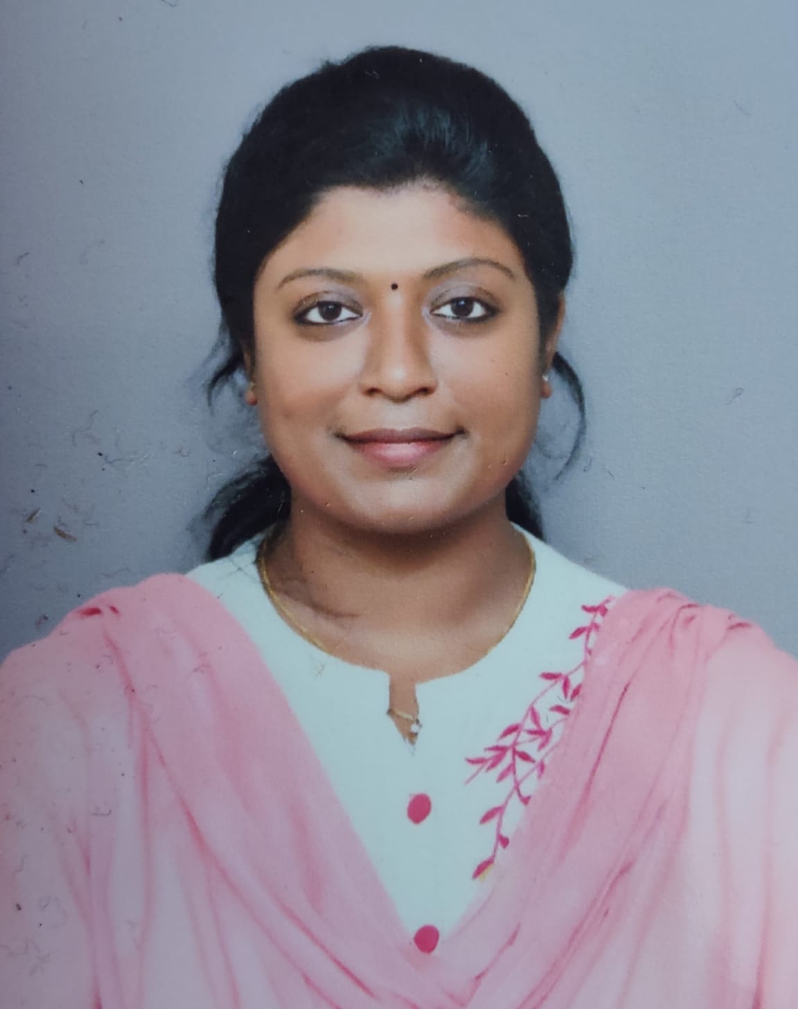  Dr.Praveena Meenakshi P